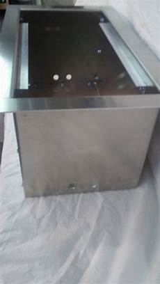 Aluminum Case Door